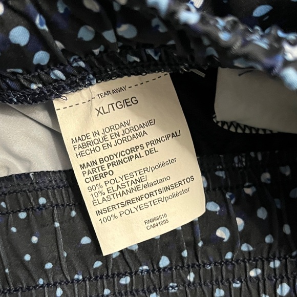 NWT - Under Armour Men’s Training Shorts - Size XL - Picture 10 of 10